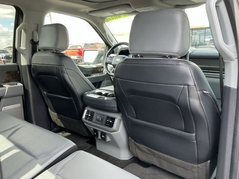 Used 2022 Ford F150 Lariat w/ Equipment Group 501A Mid image 34