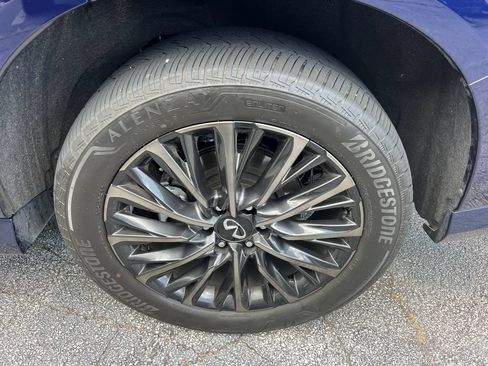 Used 2025 INFINITI QX80 Autograph AWD/4WD image 16