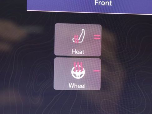 Used 2023 Jeep Compass Latitude image 15