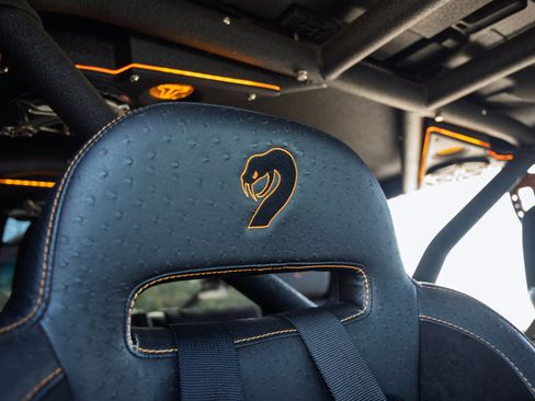 Used 2014 Jeep Wrangler Unlimited Rubicon w/ Connectivity Group image 33