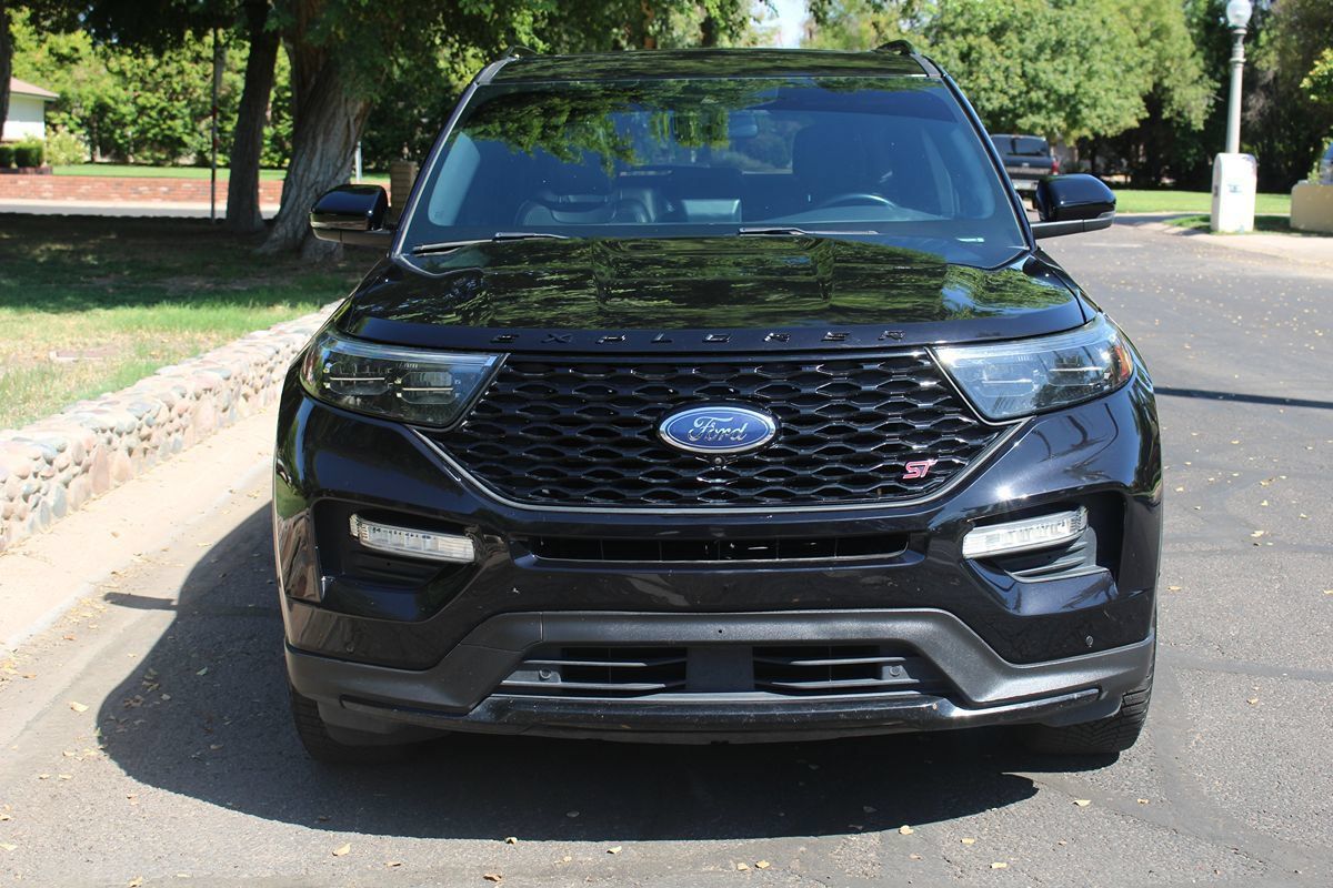 Used 2020 Ford Explorer ST w/ Premium Technology Package AWD/4WD image 4