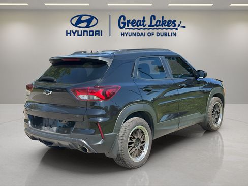 Used 2021 Chevrolet TrailBlazer RS w/ Sun and Liftgate Package AWD/4WD image 5