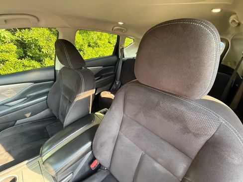 Used 2017 Nissan Murano SV FWD image 39
