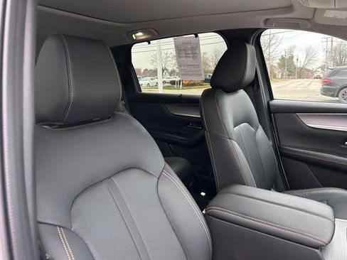 Certified 2025 MAZDA CX-70 Plug-In Hybrid w/ Premium Pkg image 26