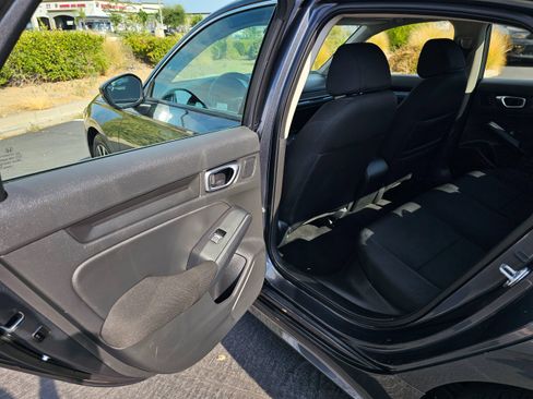Used 2024 Honda Civic EX image 18
