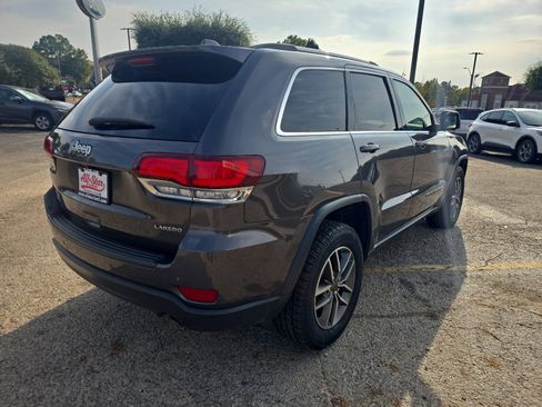 Used 2020 Jeep Grand Cherokee Laredo w/ Laredo X Package image 5