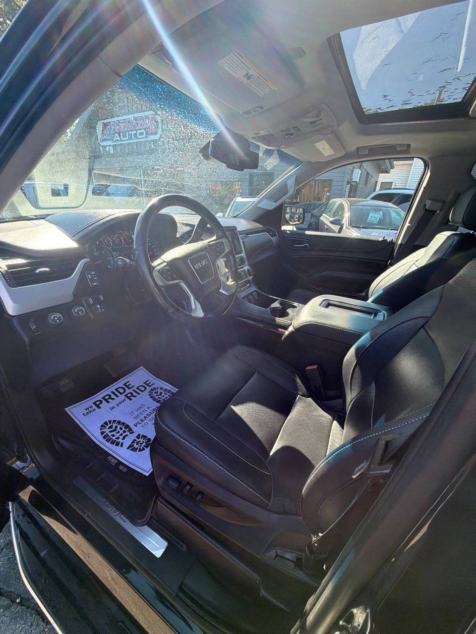 Used 2018 GMC Yukon XL SLT AWD/4WD image 22