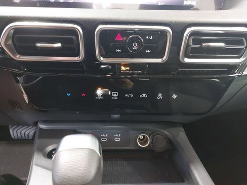 New 2026 Nissan Sentra SV w/ Floor Mat Package FWD image 20