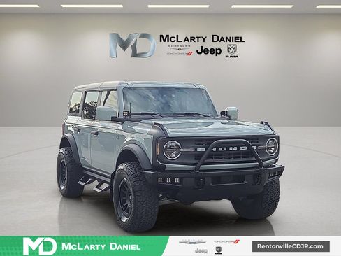 Used 2023 Ford Bronco Black Diamond AWD/4WD image 1