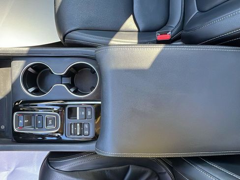 Used 2023 Honda Pilot Touring image 26