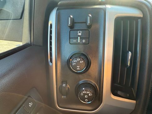 Used 2014 GMC Sierra 1500 SLT w/ SLT Crew Cab Value Package image 21