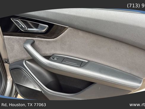 Used 2017 Audi Q7 3.0T Prestige w/ Prestige Package image 39