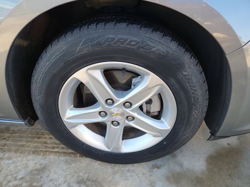 Used 2024 Chevrolet Malibu LT image 9