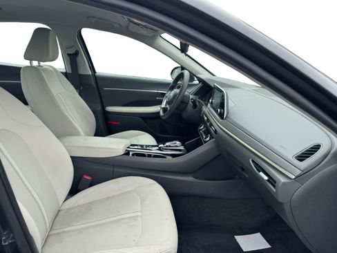 Used 2022 Hyundai Sonata SEL image 16