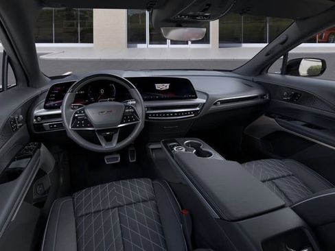 New 2026 Cadillac Lyriq V AWD/4WD image 15