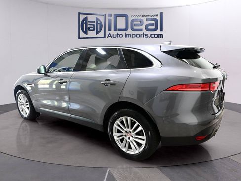 Used 2017 Jaguar F-PACE Prestige AWD/4WD image 3