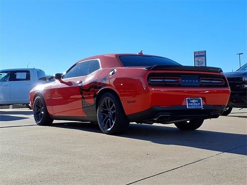 Used 2023 Dodge Challenger R/T Scat Pack image 7