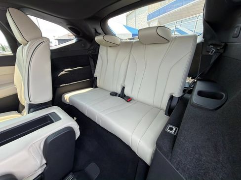 Certified 2022 Acura MDX Type S AWD/4WD image 38