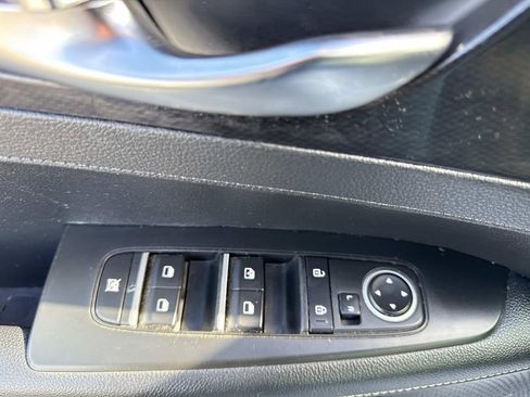 Used 2022 Kia Forte GT-Line w/ GT-Line Premium Package image 18