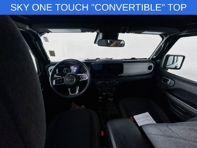 Used 2026 Jeep Wrangler Unlimited Sahara AWD/4WD image 21