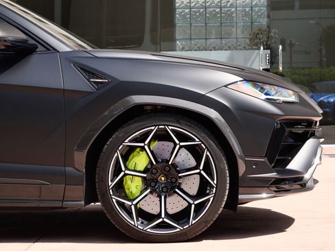 Used 2024 Lamborghini Urus Performante image 9
