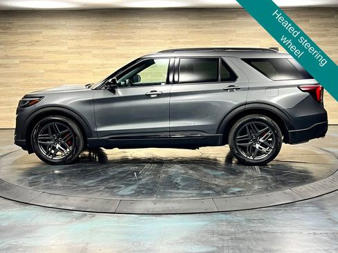 Used 2025 Ford Explorer ST w/ Sun And Sound Package AWD/4WD image 11