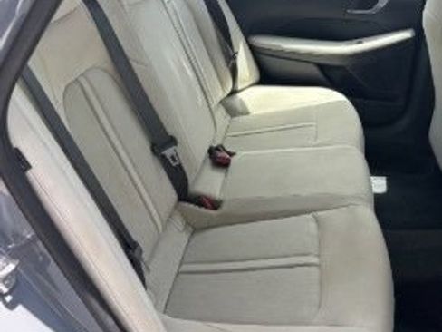 Used 2025 Hyundai Sonata SE FWD image 8