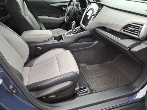 Certified 2025 Subaru Outback Limited AWD/4WD image 10