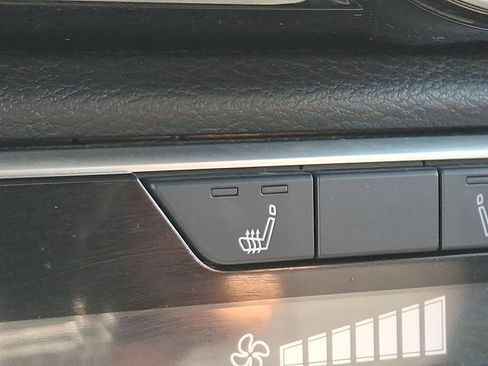 Certified 2024 Nissan Sentra SR FWD image 23
