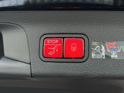 New 2026 Mercedes-Benz GLS 450 4MATIC image 26