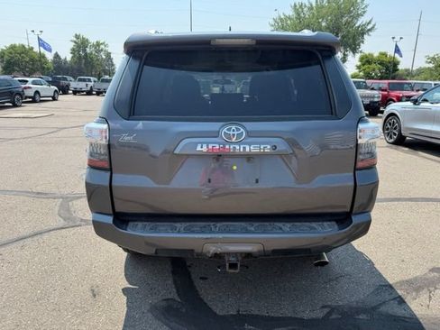 Used 2018 Toyota 4Runner SR5 Premium AWD/4WD image 9