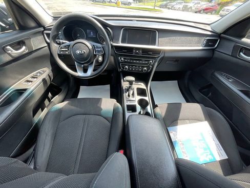Certified 2019 Kia Optima LX FWD image 18
