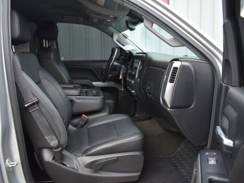 Used 2018 Chevrolet Silverado 1500 LT w/ All Star Edition image 25