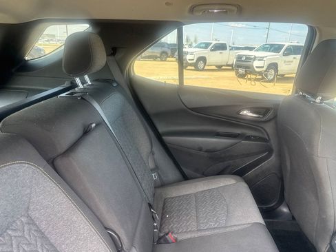 Used 2023 Chevrolet Equinox LT AWD/4WD image 34