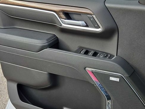 New 2026 Chevrolet Silverado 1500 LT Trail Boss w/ Safety Package AWD/4WD image 25