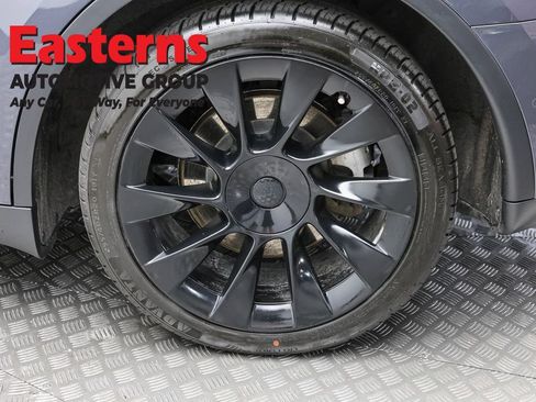 Used 2021 Tesla Model Y Long Range AWD/4WD image 8