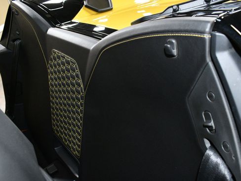 Used 2018 Lamborghini Huracan LP 580-2 image 17