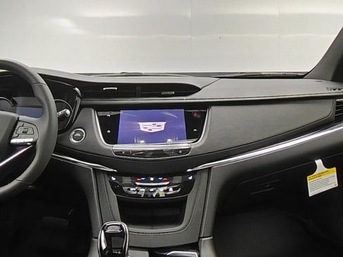 New 2025 Cadillac XT6 Luxury w/ LPO, Floor Liner Package image 10