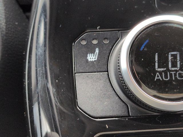 Used 2022 Toyota Highlander XLE FWD image 23