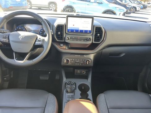 Used 2023 Ford Bronco Sport Outer Banks w/ Tech Package image 12