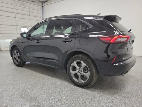 Used 2023 Ford Escape ST-Line w/ Tech Pack #1 AWD/4WD image 4