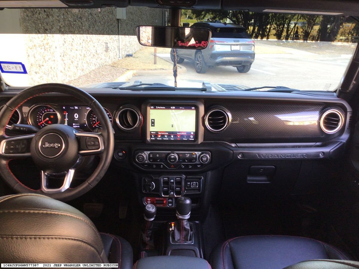 Used 2021 Jeep Wrangler Unlimited Rubicon AWD/4WD image 12