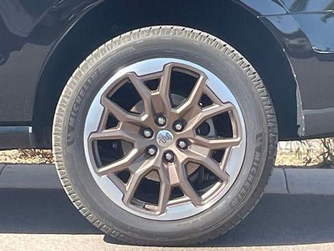 Used 2025 Ford Expedition King Ranch image 21