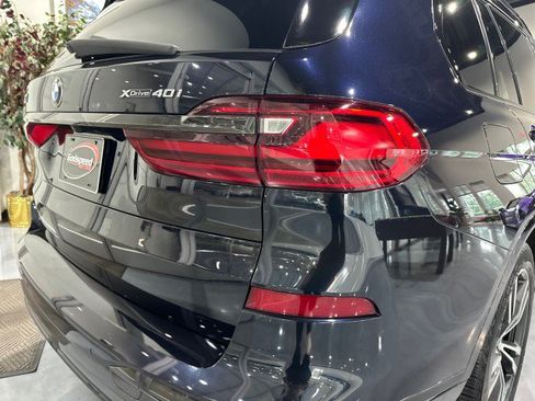Used 2021 BMW X7 xDrive40i w/ M Sport Package AWD/4WD image 35