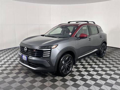 New 2025 Nissan Kicks SR image 8