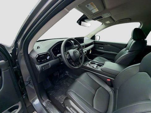 New 2026 Honda Pilot EX-L image 9