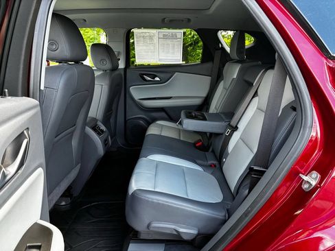 Used 2019 Chevrolet Blazer LT w/ Sun and Wheels Package AWD/4WD image 34