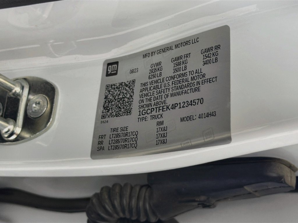 Used 2023 Chevrolet Colorado ZR2 w/ ZR2 Convenience Package III AWD/4WD image 34