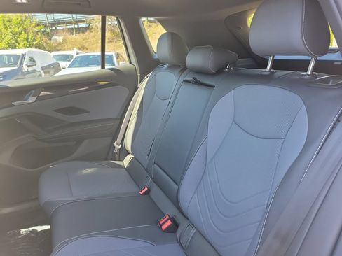 New 2026 Volkswagen Tiguan SE R-Line AWD/4WD image 9