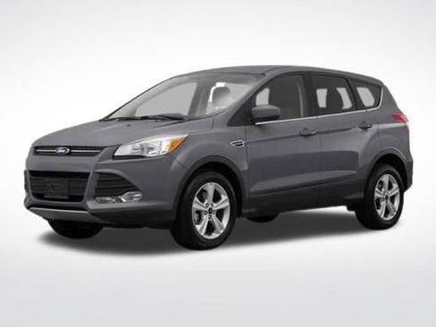 Used 2016 Ford Escape SE w/ Equipment Group 201A FWD image 1
